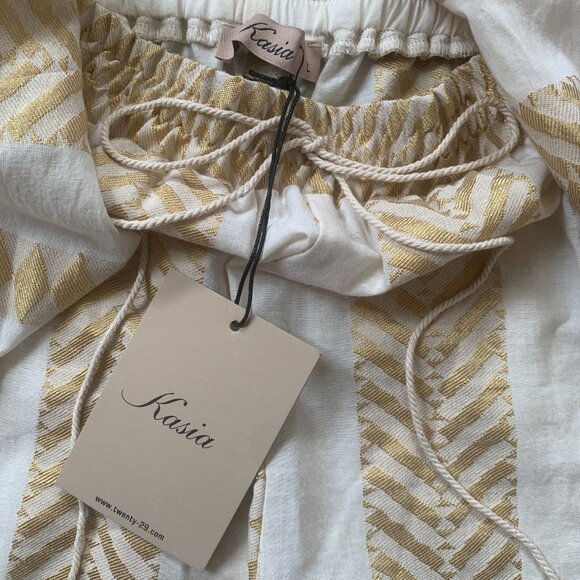 NWT Greece Set: Wrap Blouse, Tie-Waist, Matching Shorts set, Gold & Cream - Picture 5 of 10